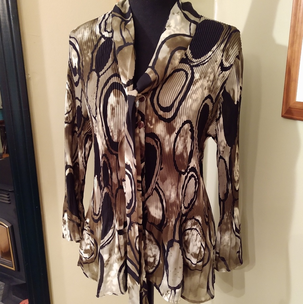 Blouse by Serenade